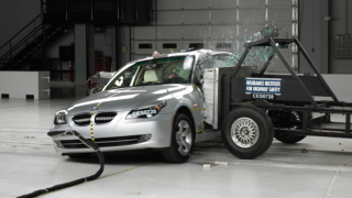 Illustration for article titled GM To Senate: We Have The Worst Attorneys